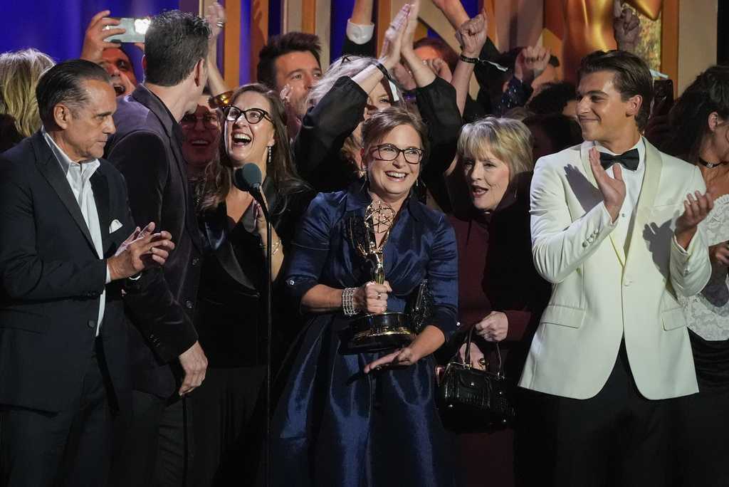 General Hospital cast celebrating their Emmy win