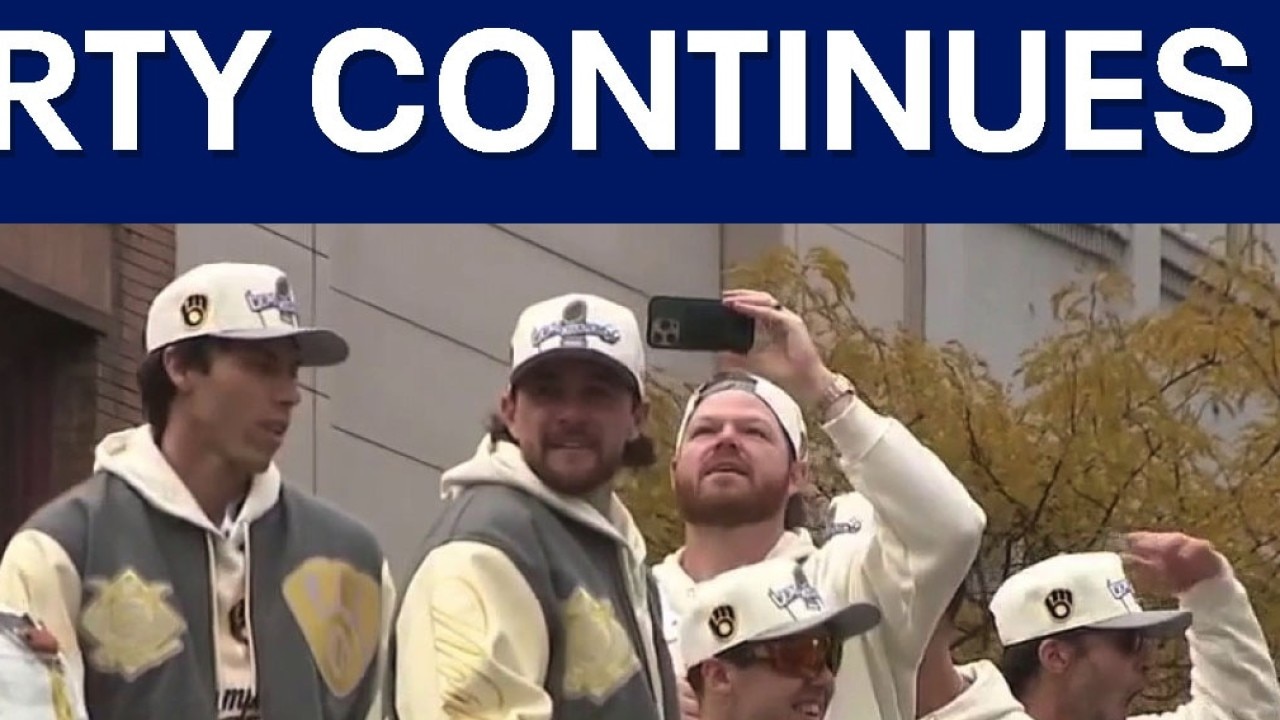 Milwaukee bars ready for crowd surge after Brewers parade — Pewaukee Community news